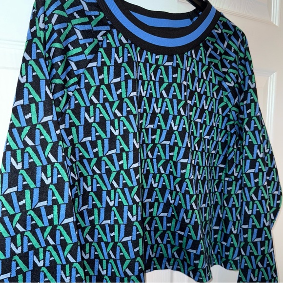 Future Collective - Womens - Long Sleeve Cropped Sweater Size 1X - Picture 1 of 8